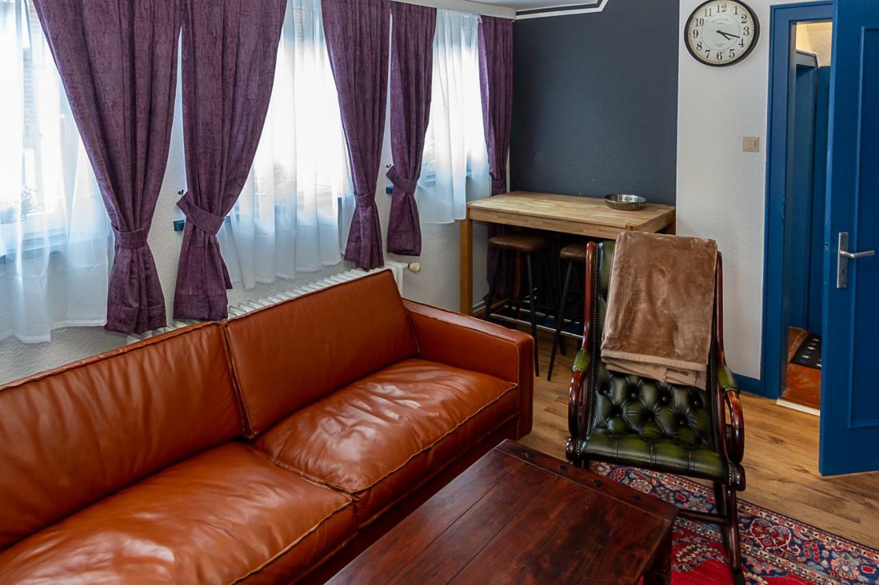 Altes Pastorat Am Husumer Hafen Apartman Husum  Kültér fotó