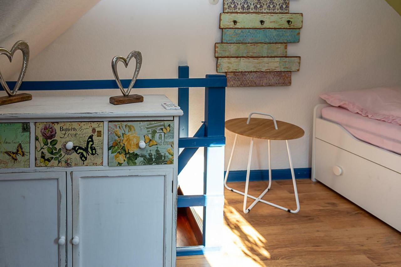 Altes Pastorat Am Husumer Hafen Apartman Husum  Kültér fotó